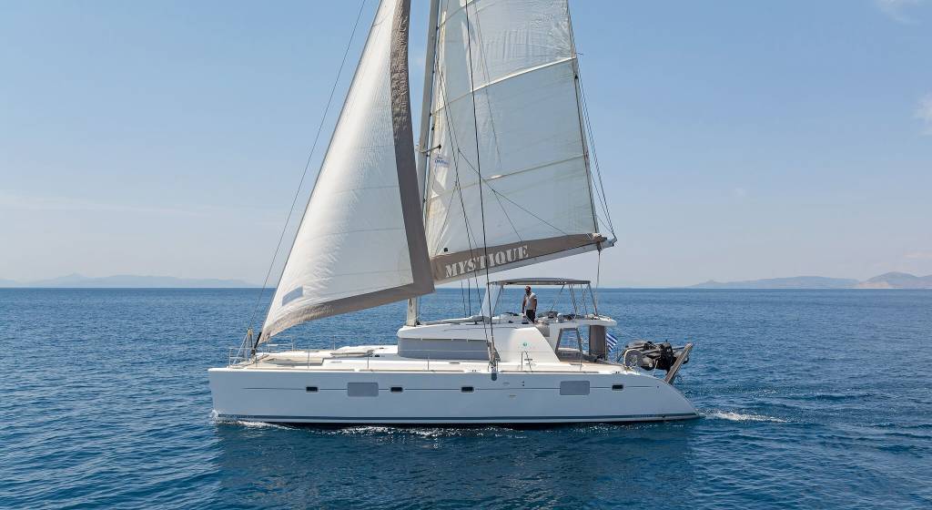 Luxury catamaran charters in Greece | Istion Luxury Yachts